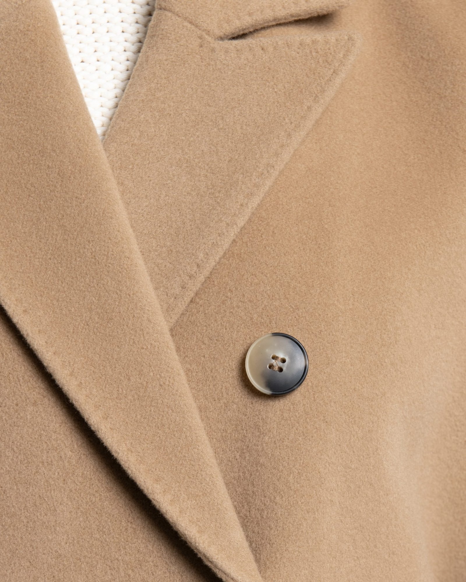 detail_ayen-wool-coat-camel-coat-double-breasted-beige-3